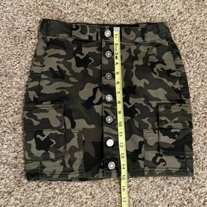 Camo skirt
